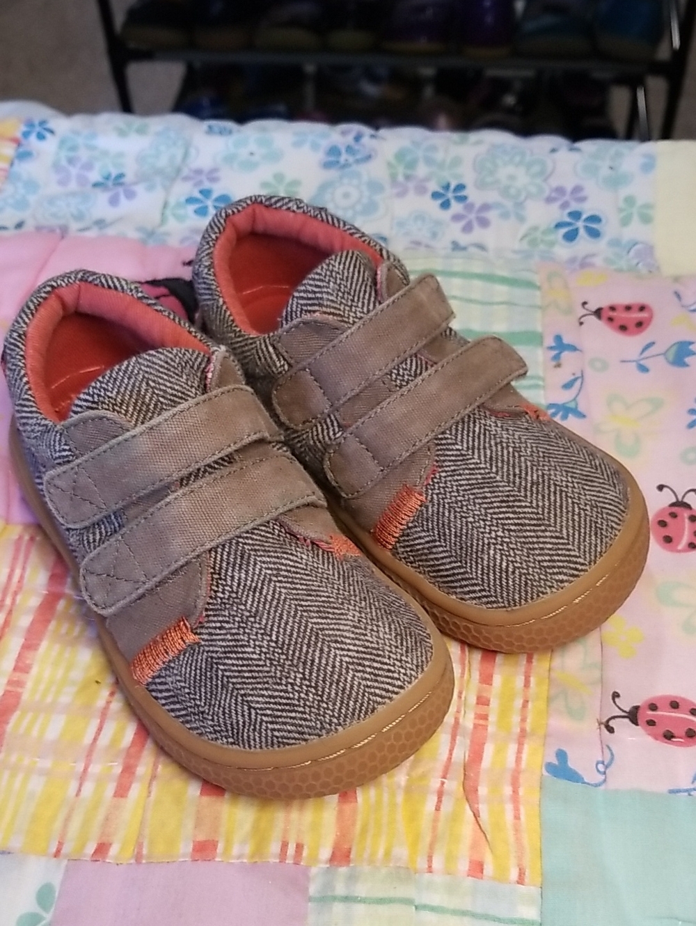 Livie & Luca Herringbone Sneakers with Rust Accents Size 8